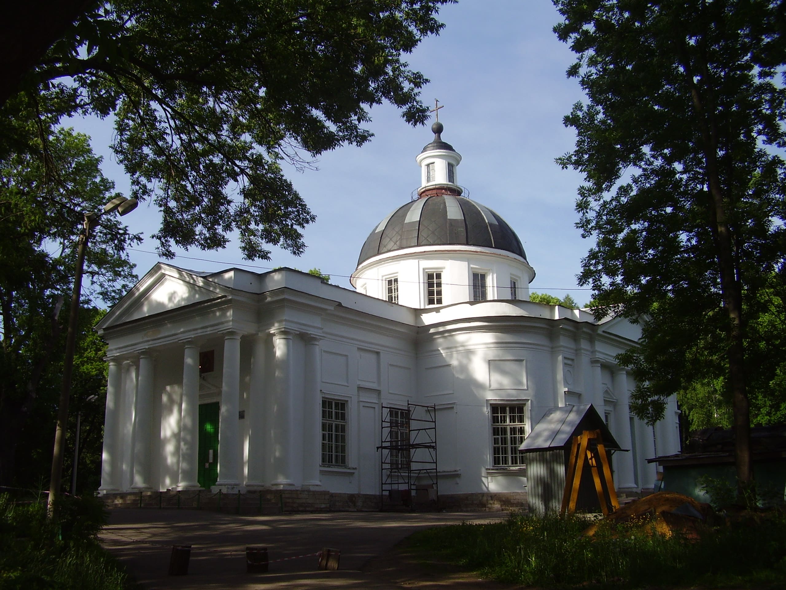 В Богородицк из Москвы перевозка гроба с телом мёртвого человека